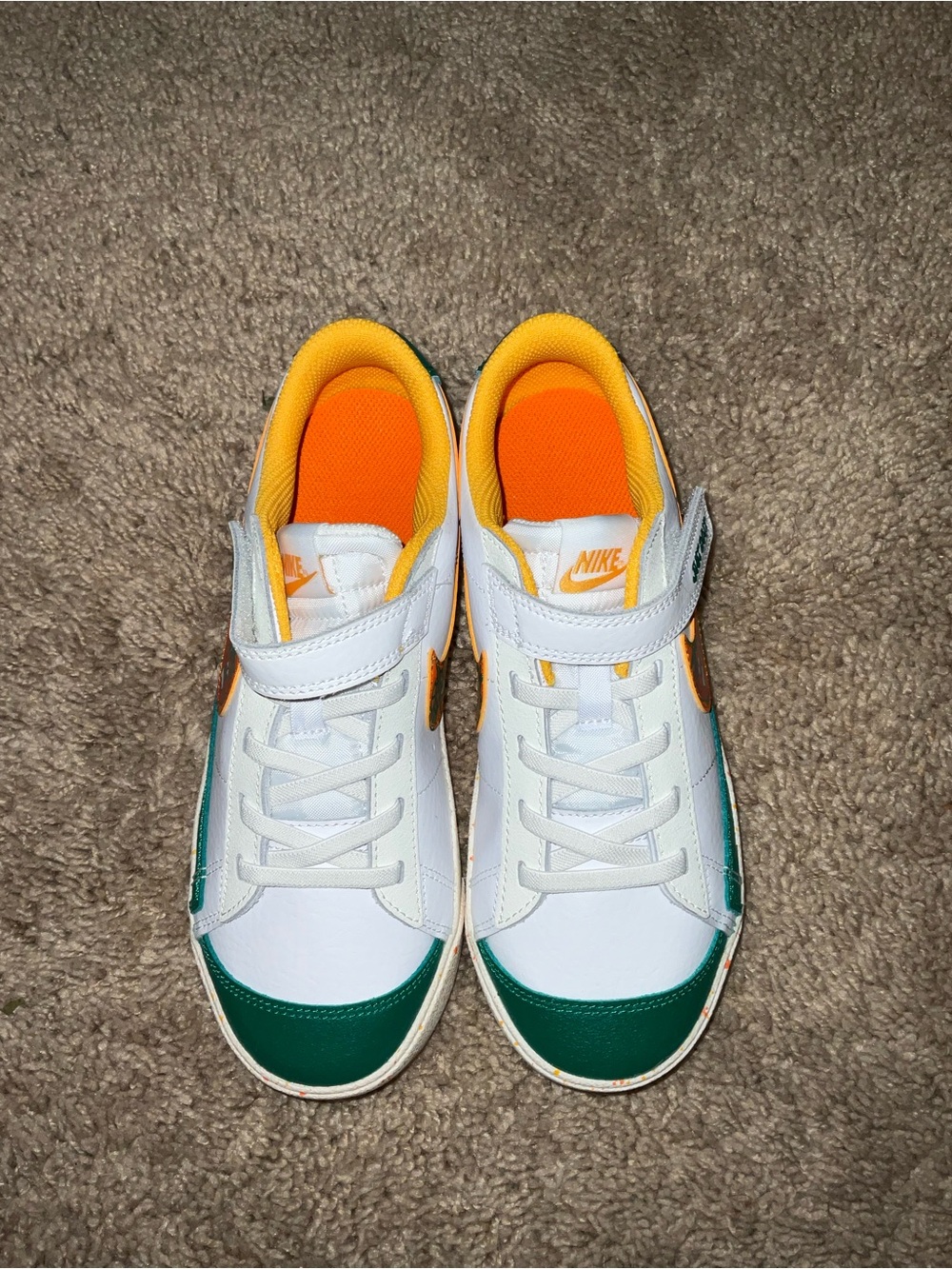 Nike Kids White Sneakers with Green Toe and Orange Lining